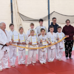 Holtriemer Judoka nimmt Judoprüfung zum 7. Kyu auf Langeoog ab