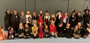 Mehr über den Artikel erfahren Dance for Kids feiert Halloween