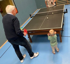 Mehr über den Artikel erfahren Kinderturnen trifft Tischtennis