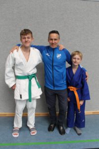 Mehr über den Artikel erfahren Erfolgreiche Bezirkseinzelmeisterschaften für die U15-Judoka